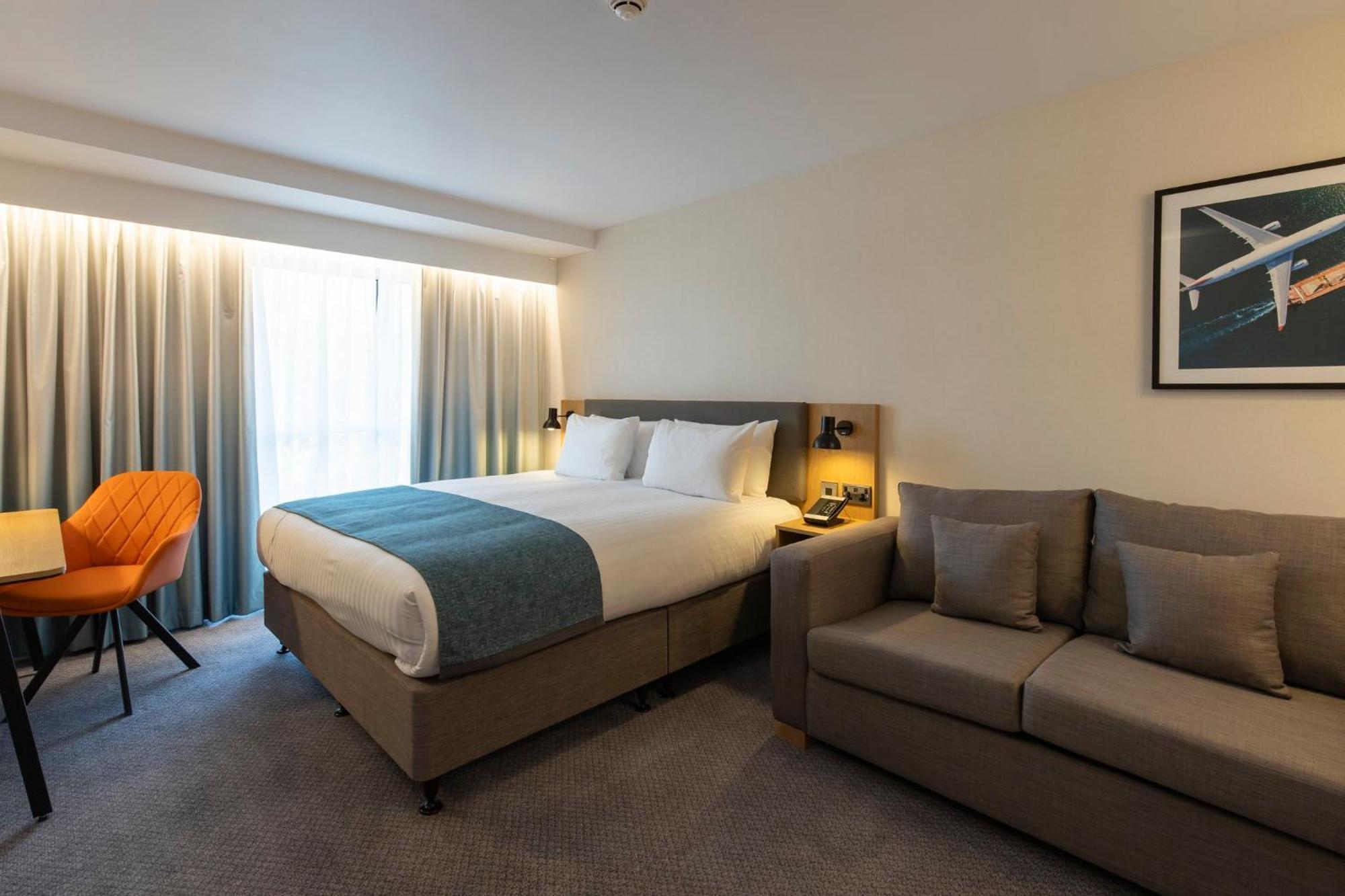 Holiday Inn Bristol Airport By Ihg Redhill  Ngoại thất bức ảnh