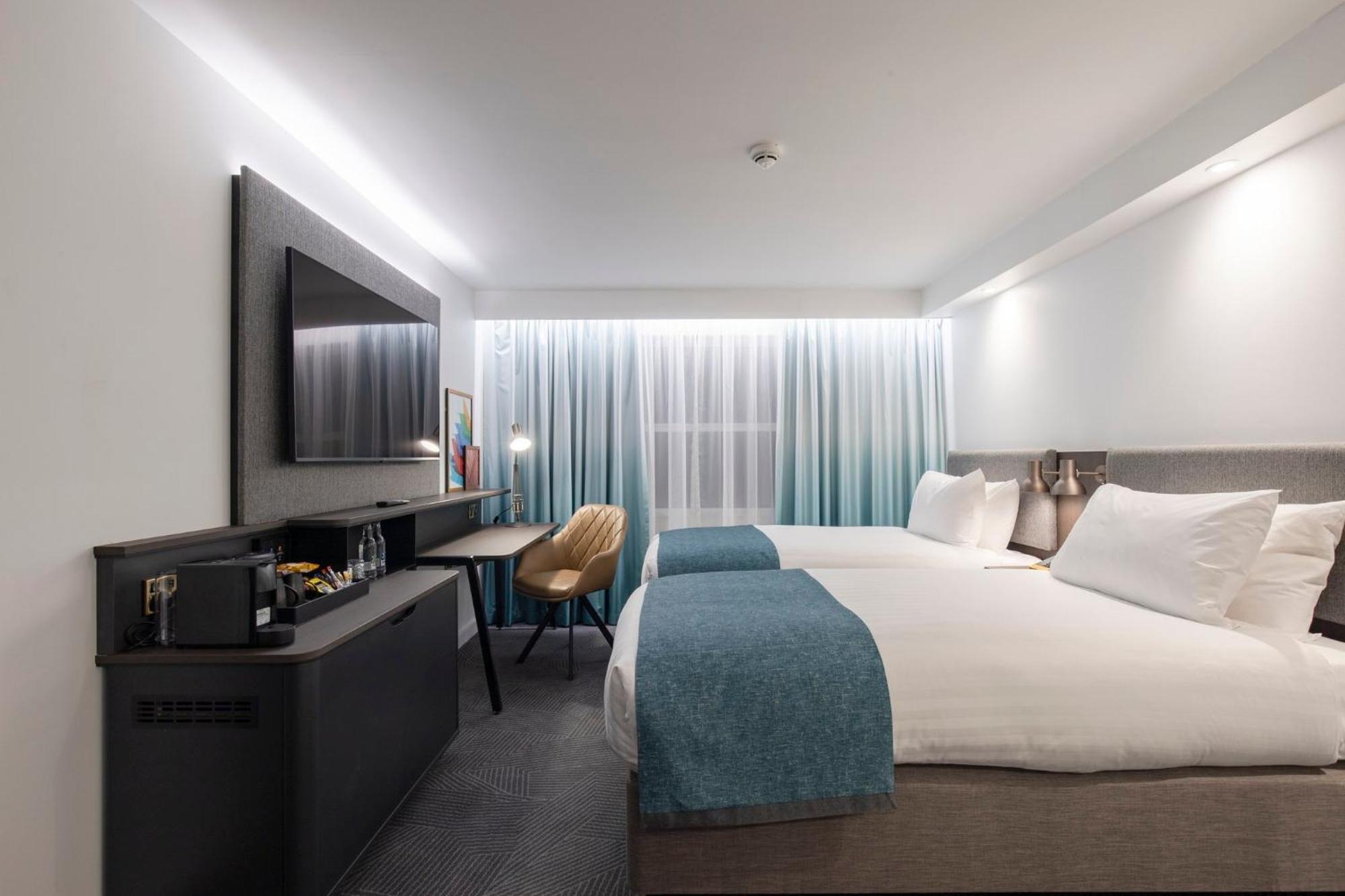 Holiday Inn Bristol Airport By Ihg Redhill  Ngoại thất bức ảnh